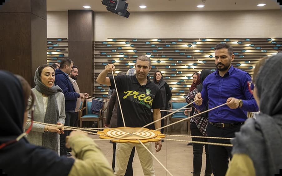 راه‌های ارتباطی با ما